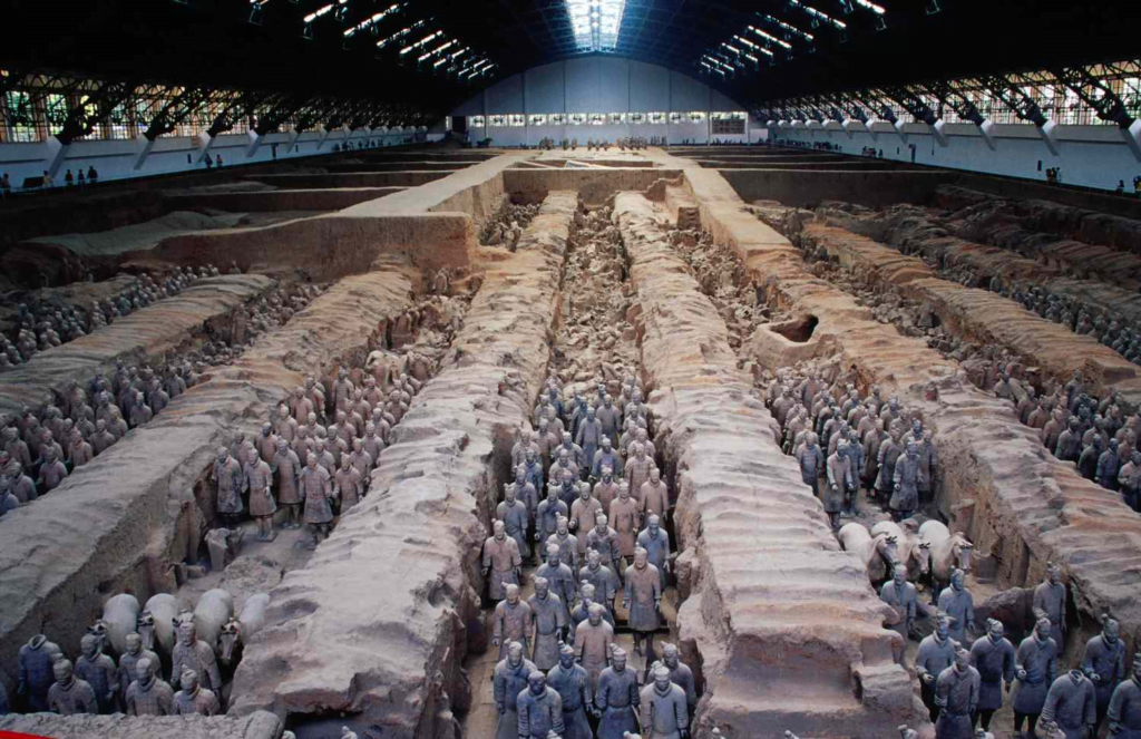 Whispering Giants: The World's Most Fascinating Statues Terracotta Army