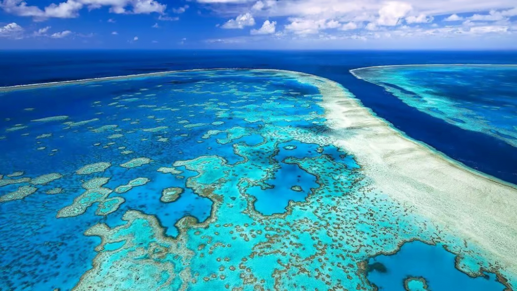 Great Barrier Reef Spectacular Natural Wonders: Earth's Extraordinary Landforms