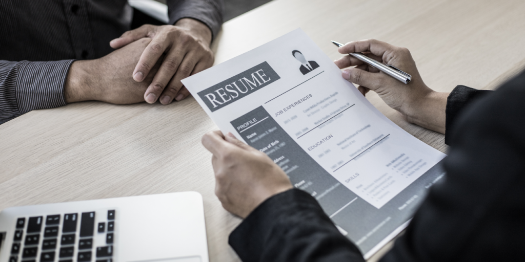 “Resume Writing: 5 Dynamic Strategies for Success”