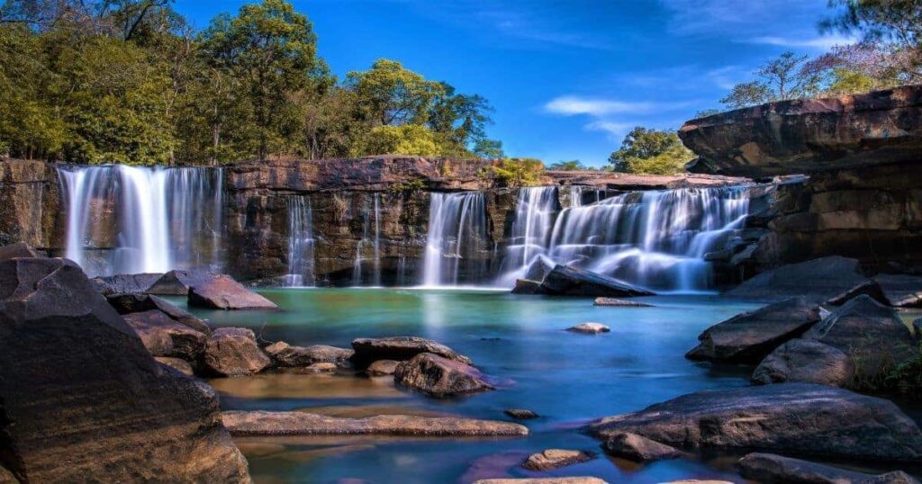 Top 10 Waterfalls in Maharashtra You Must Visit This Monsoon